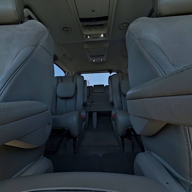 2015 Chrysler Town & Country Limited Platinum