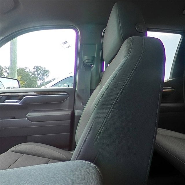 2025 GMC Sierra 1500 SLE