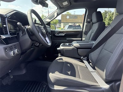 2025 GMC Sierra 1500 SLE