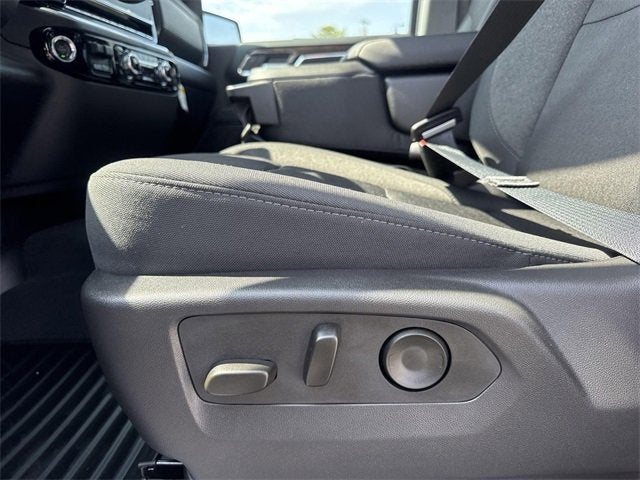 2025 GMC Sierra 1500 SLE