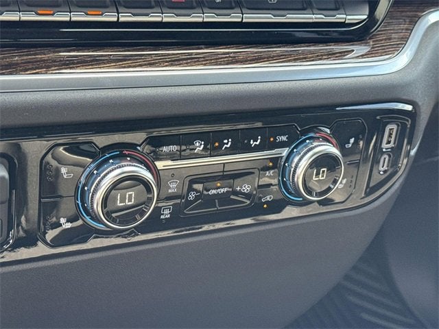 2025 GMC Sierra 1500 SLE