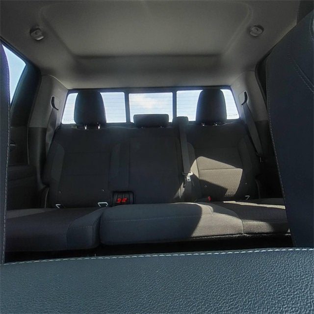 2025 GMC Sierra 1500 SLE