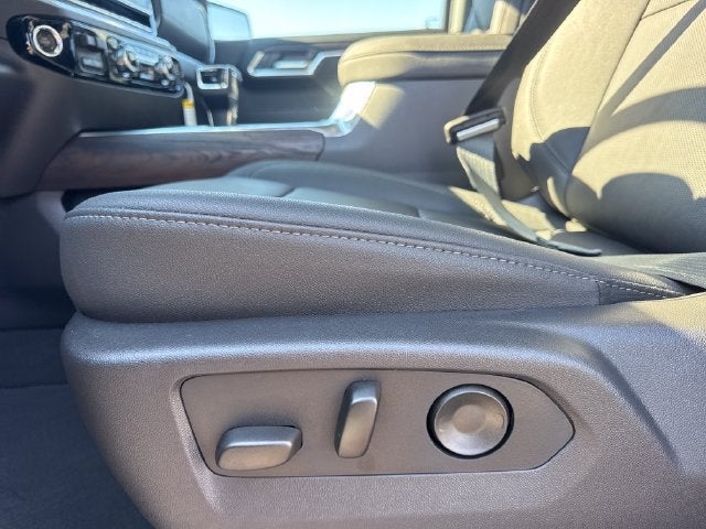 2026 GMC Sierra 1500 SLT - Photo 14