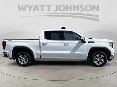 2025 GMC Sierra 1500 SLT