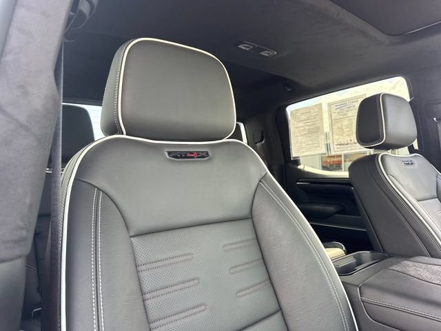 2025 GMC Sierra 1500 AT4X
