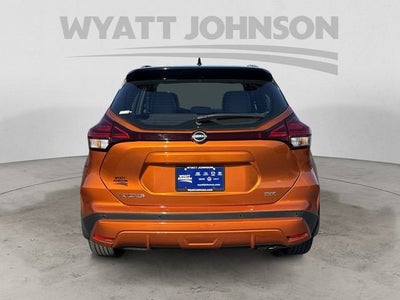 2023 Nissan Kicks SR