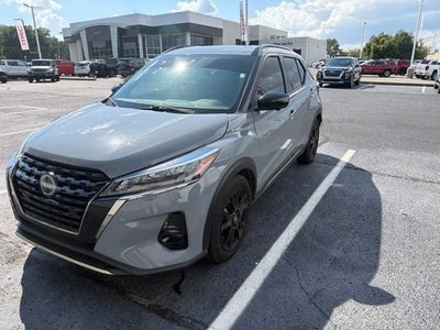 2023 Nissan Kicks SR