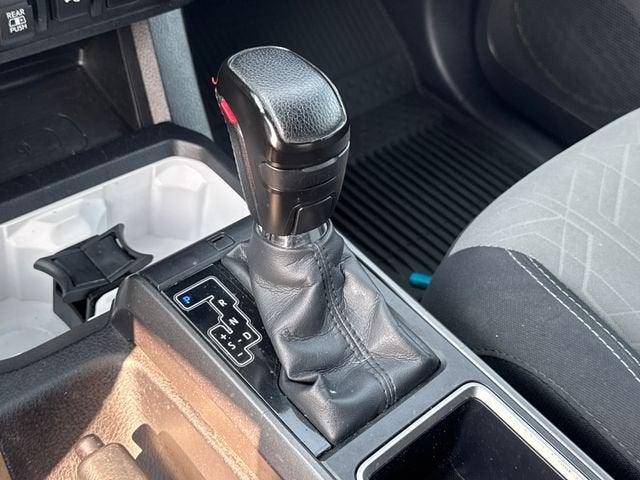 2022 Toyota Tacoma 4WD SR