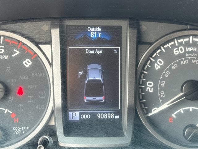 2022 Toyota Tacoma 4WD SR