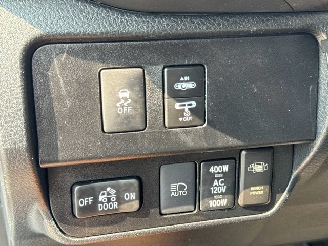 2022 Toyota Tacoma 4WD SR