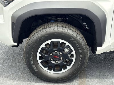 2025 Toyota Tacoma 4WD SR
