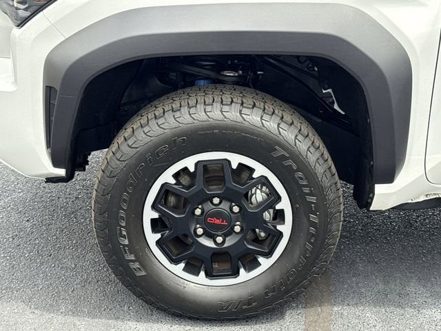 2025 Toyota Tacoma 4WD SR