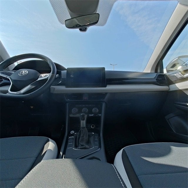 2025 Volkswagen Taos S