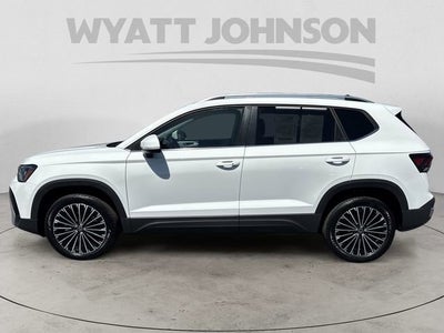 2025 Volkswagen Taos SE