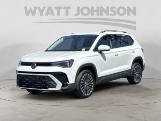 2025 Volkswagen Taos SE