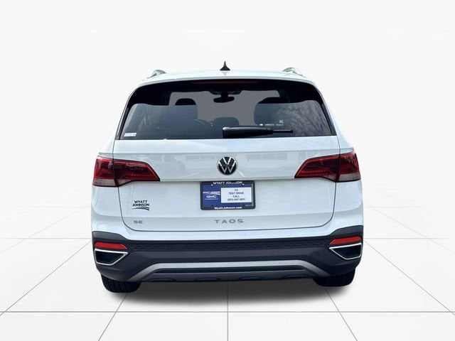 2024 Volkswagen Taos SE