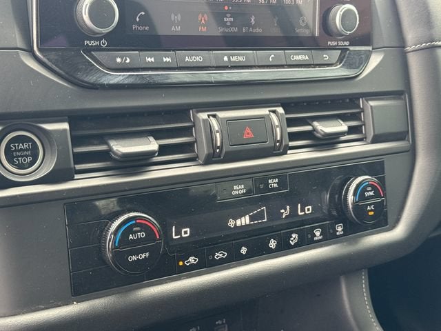 2024 Nissan Pathfinder S