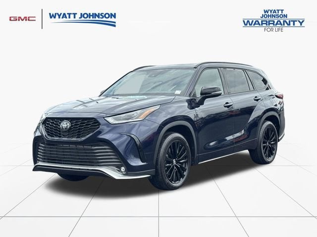 2025 Toyota Highlander LE