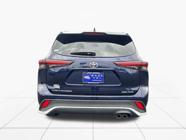 2025 Toyota Highlander LE