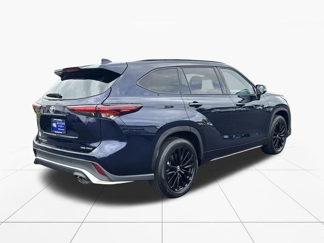2025 Toyota Highlander LE