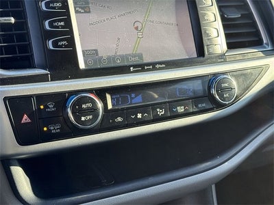 2019 Toyota Highlander SE