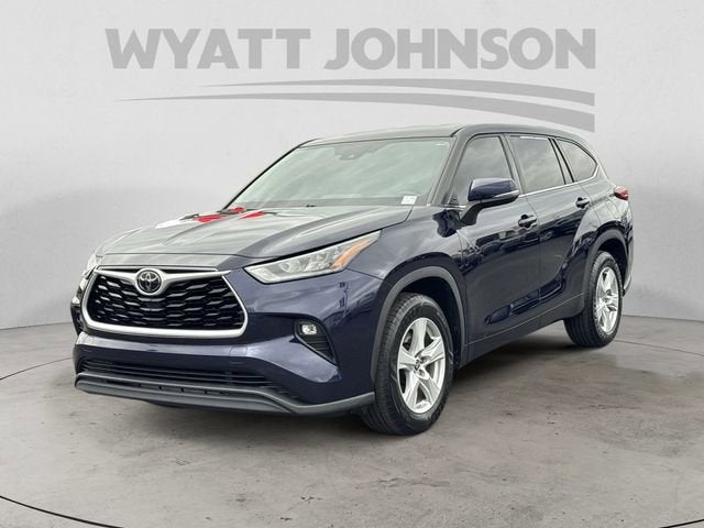 2020 Toyota Highlander LE