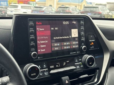 2020 Toyota Highlander LE