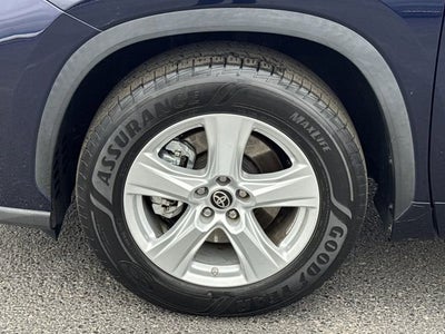 2020 Toyota Highlander LE