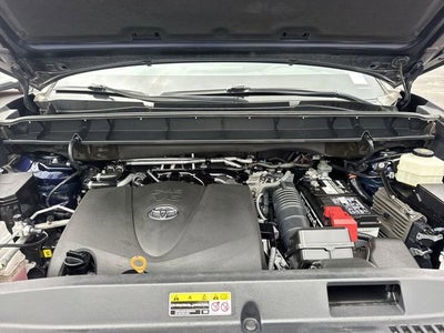 2020 Toyota Highlander LE