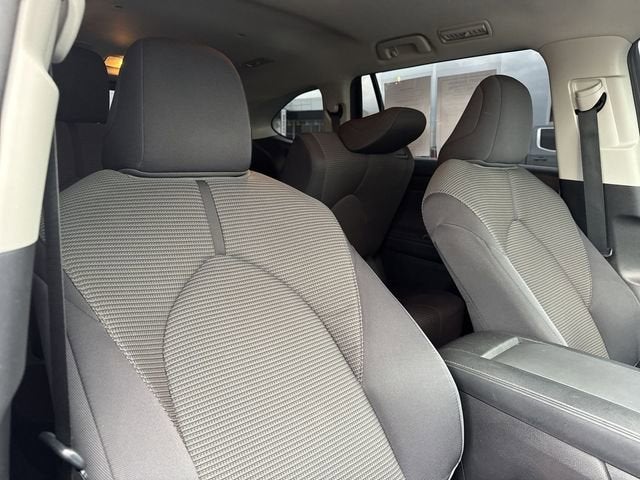 2020 Toyota Highlander LE