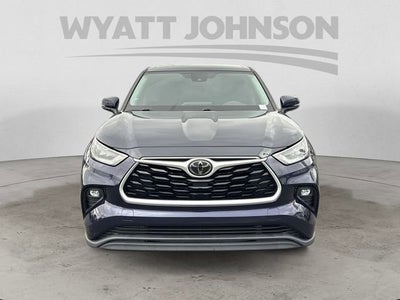 2020 Toyota Highlander LE