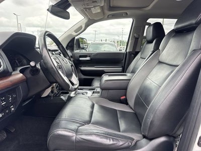 2019 Toyota Tundra 4WD SR5