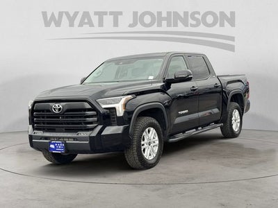 2022 Toyota Tundra 4WD SR5