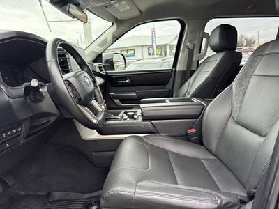 2022 Toyota Tundra 4WD SR5