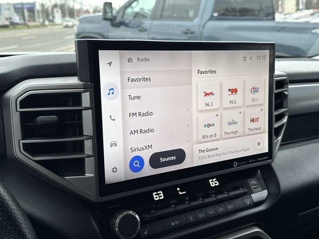 2022 Toyota Tundra 4WD SR5