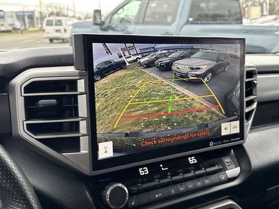 2022 Toyota Tundra 4WD SR5