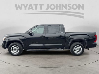 2022 Toyota Tundra 4WD SR5