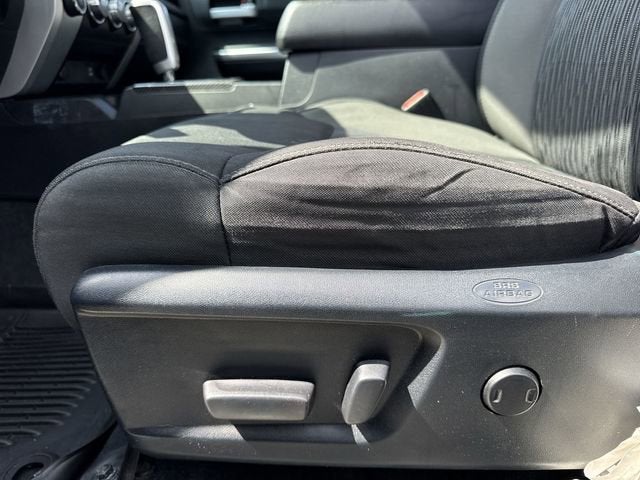 2017 Toyota Tundra 4WD SR