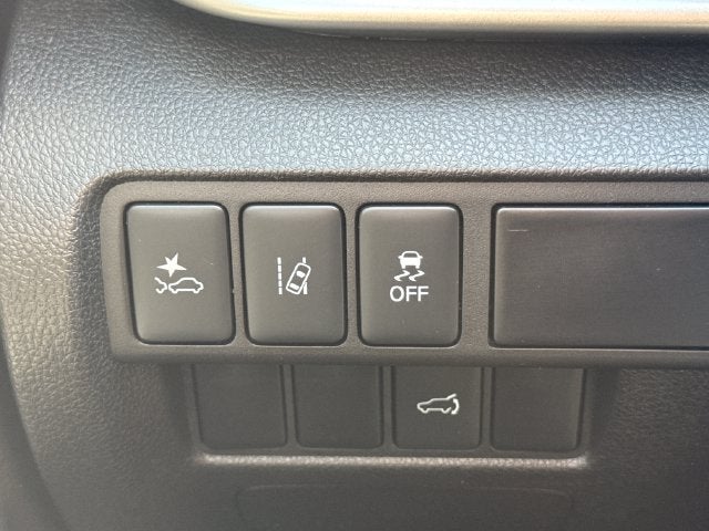 2025 Mitsubishi Eclipse Cross SE