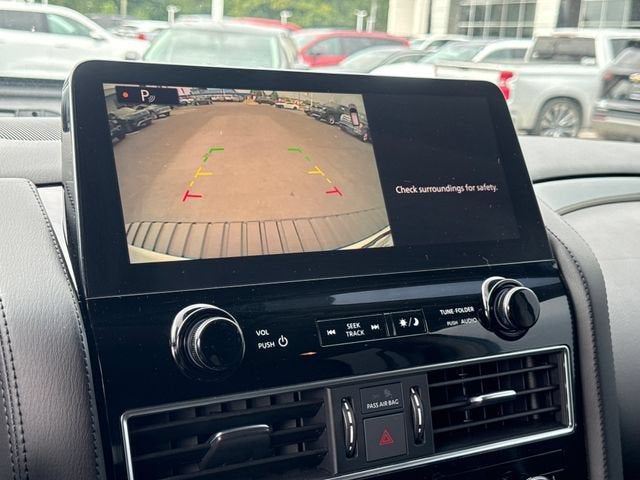 2024 Nissan Armada SV