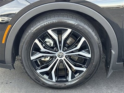 2024 Toyota Crown XLE