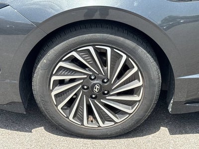 2025 Hyundai Sonata Hybrid SEL