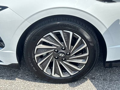 2025 Hyundai Sonata Hybrid SEL