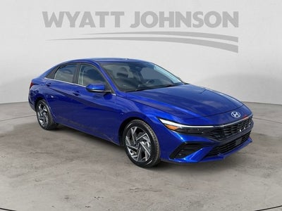 2025 Hyundai Elantra SEL Convenience