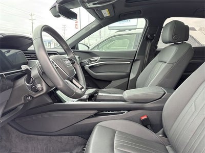 2024 Audi Q8 e-tron Sportback S line Premium Plus