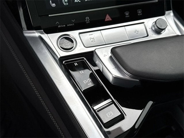 2024 Audi Q8 e-tron Sportback S line Premium Plus