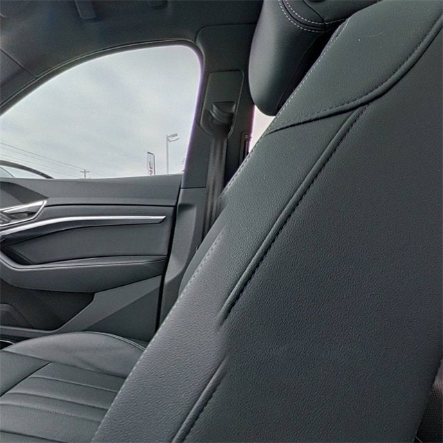 2024 Audi Q8 e-tron Sportback S line Premium Plus