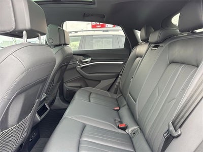 2024 Audi Q8 e-tron Sportback S line Premium Plus