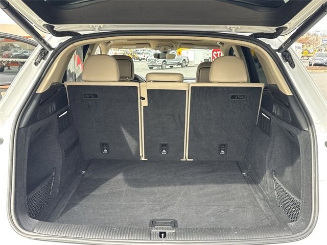 2022 Audi Q5 S line Premium Plus