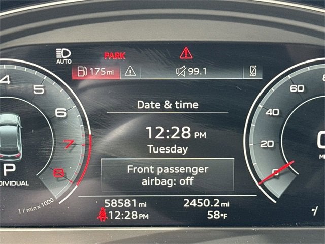 2022 Audi Q5 S line Premium Plus